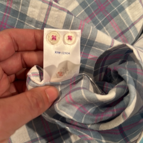 ⭐️ SALE ⭐️NWT Women’s Southern Tide flannel popover, size L - Picture 7 of 8